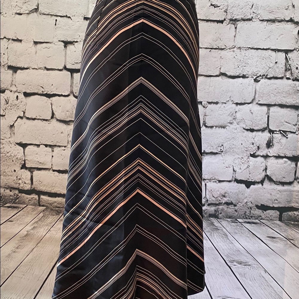 The Limited midi silk skirt - Picture 5 of 10